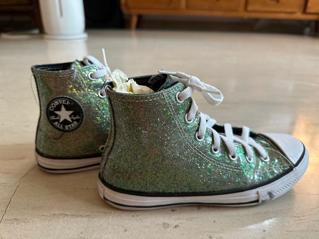 Girls converse hotsell chuck taylor