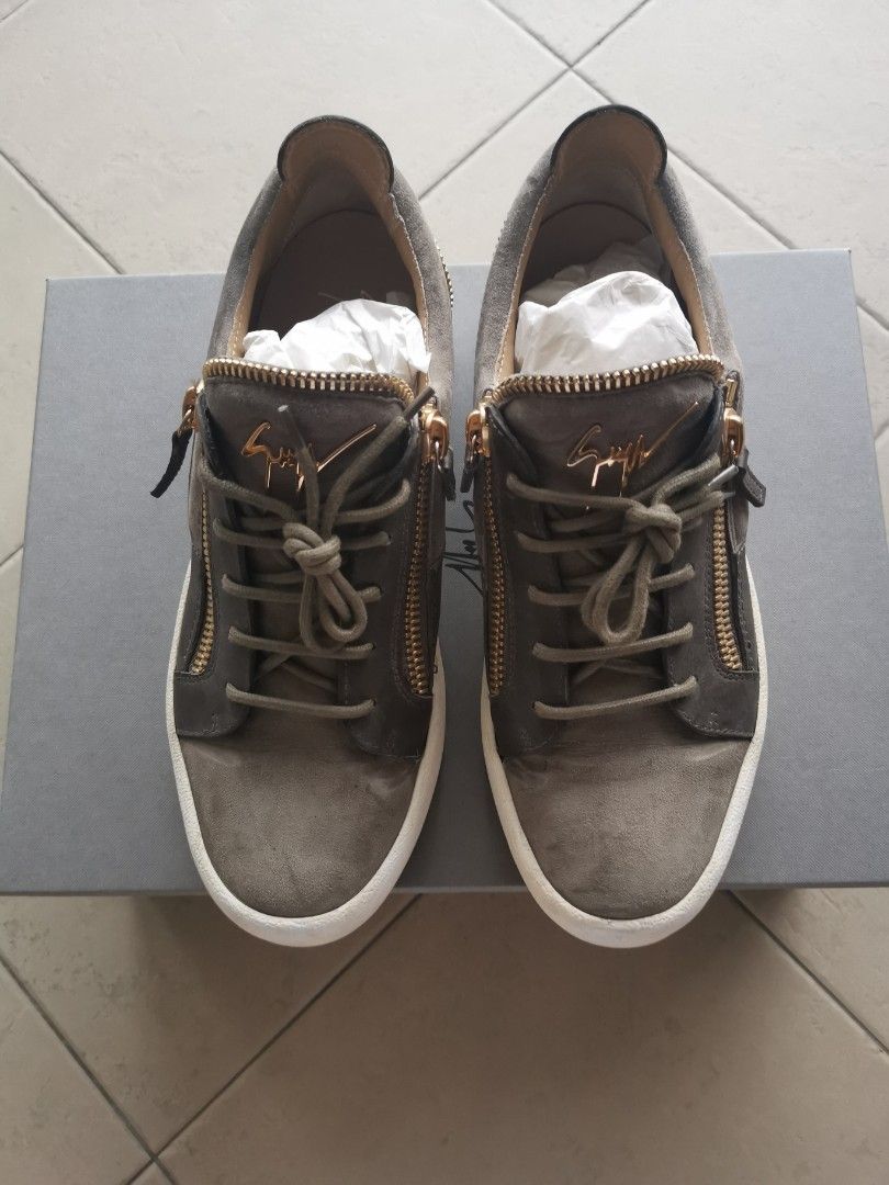 Giuseppe zanotti zipper top shoes