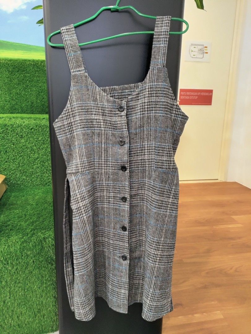 Overall button dress shop