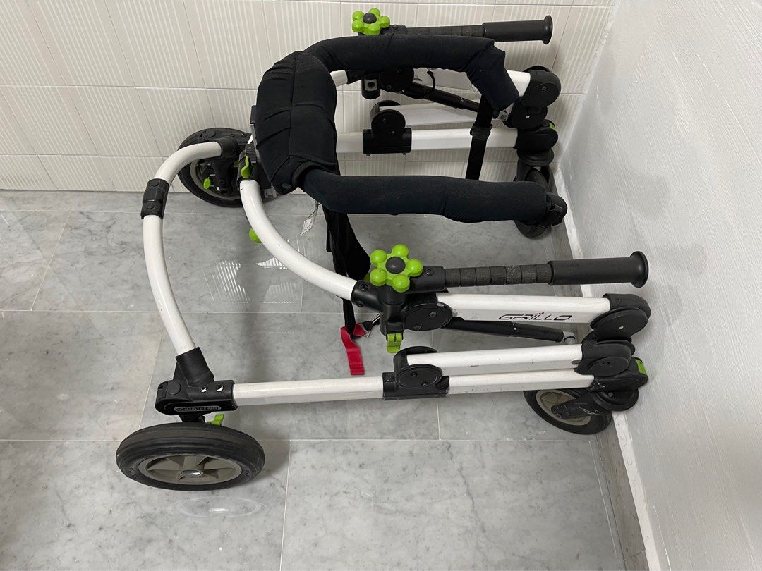 Grillo Walker with Pelvic Support, Harness and handles, Health