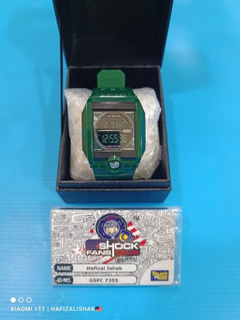 G shock top hyper green
