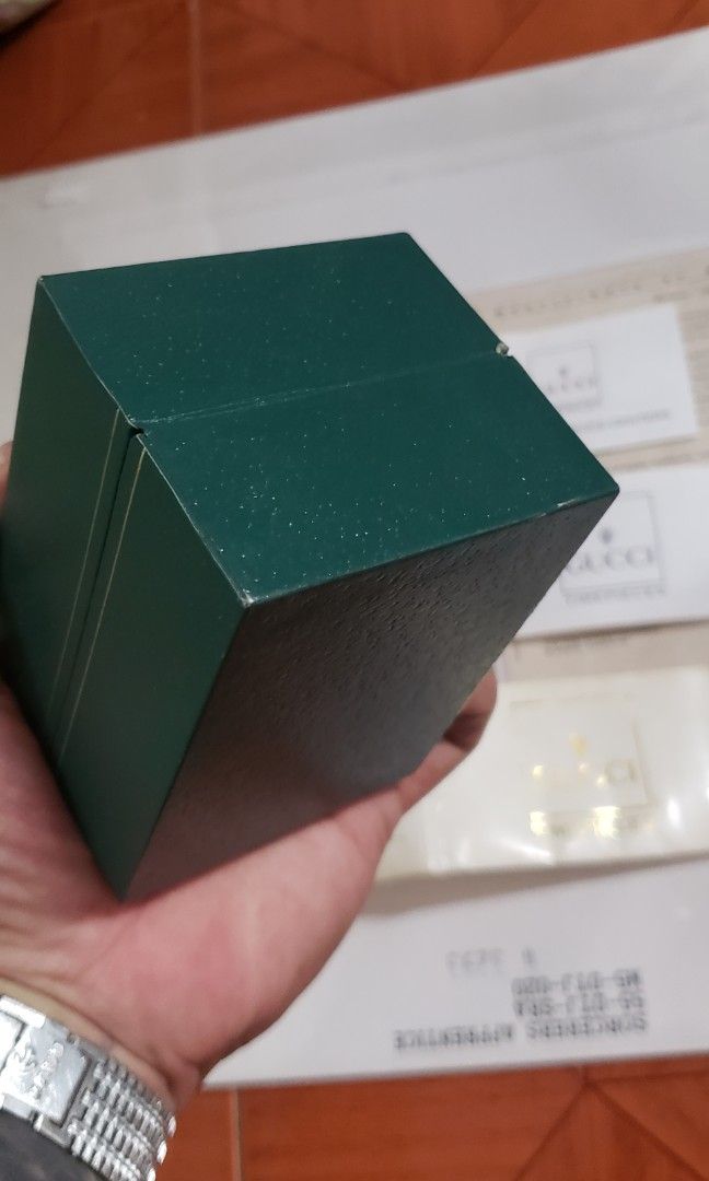 Gucci (Category: Luxury Accessories) located in Manila. Submitted by mistej (Listing ID 1270558946, Image 3). Description: gucci authentic box manual card complete authentic.