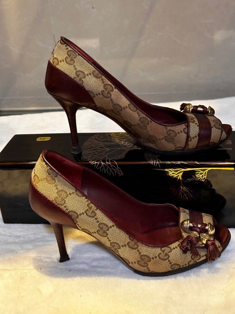 Gucci open toe shoes clearance