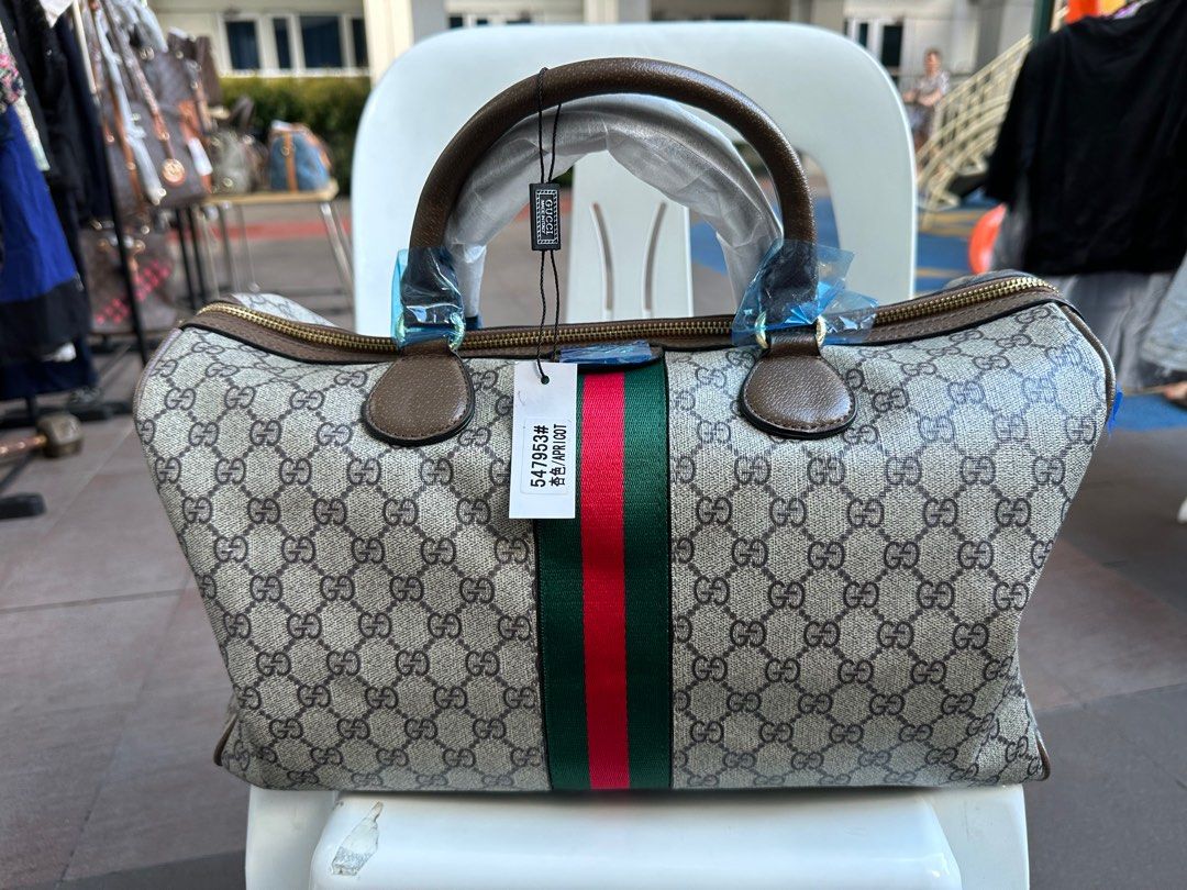 Vintage gucci duffle bag top