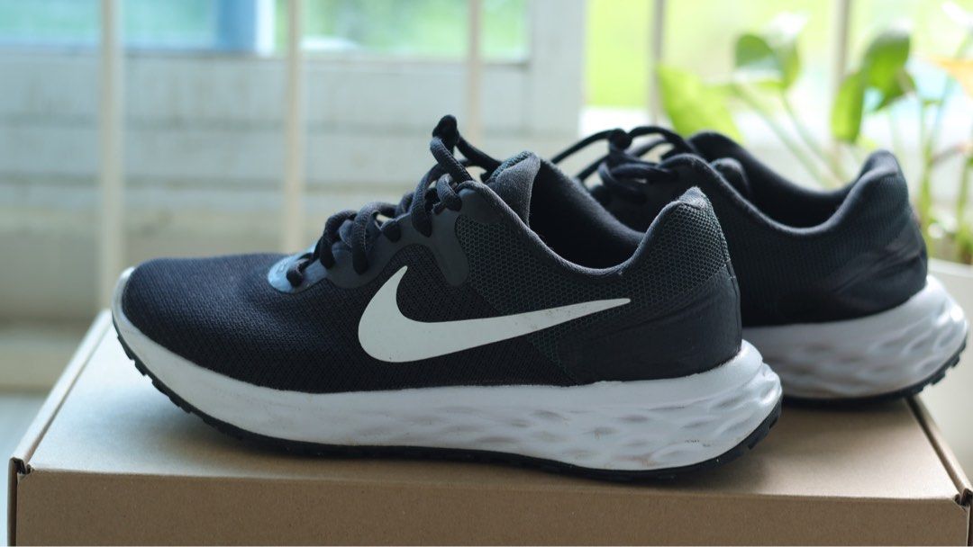 All black nike free runs outlet