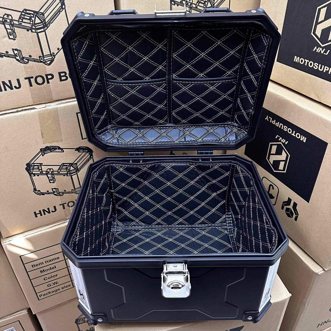 HNJ CHEAPEST HARD PLASTIC TOP BOX 45L, Motorbikes, Motorbike Parts