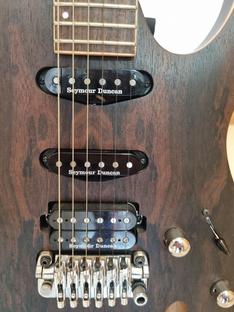 Ibanez S series like new, Hobbies & Toys, Music & Media, Musical