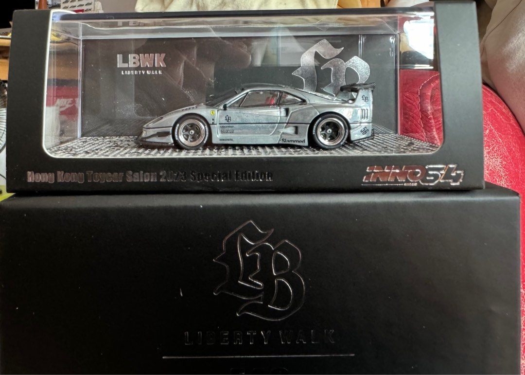 Ferrari F40 Liberty Walk - Toycar Salon HK 2023 - Chase Car - Inno64 1/64 - Neuf