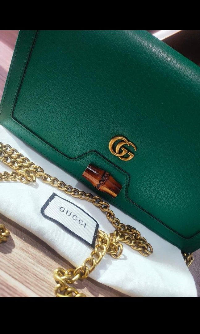 Japan Preloved Gucci Bamboo Sling (Category: Luxury Bags & Wallets) located in Cebu City. Submitted by day.98 (Listing ID 1270457155, Image 2). Description: selected from japan bag genuine leather coded & etikita no flaws.