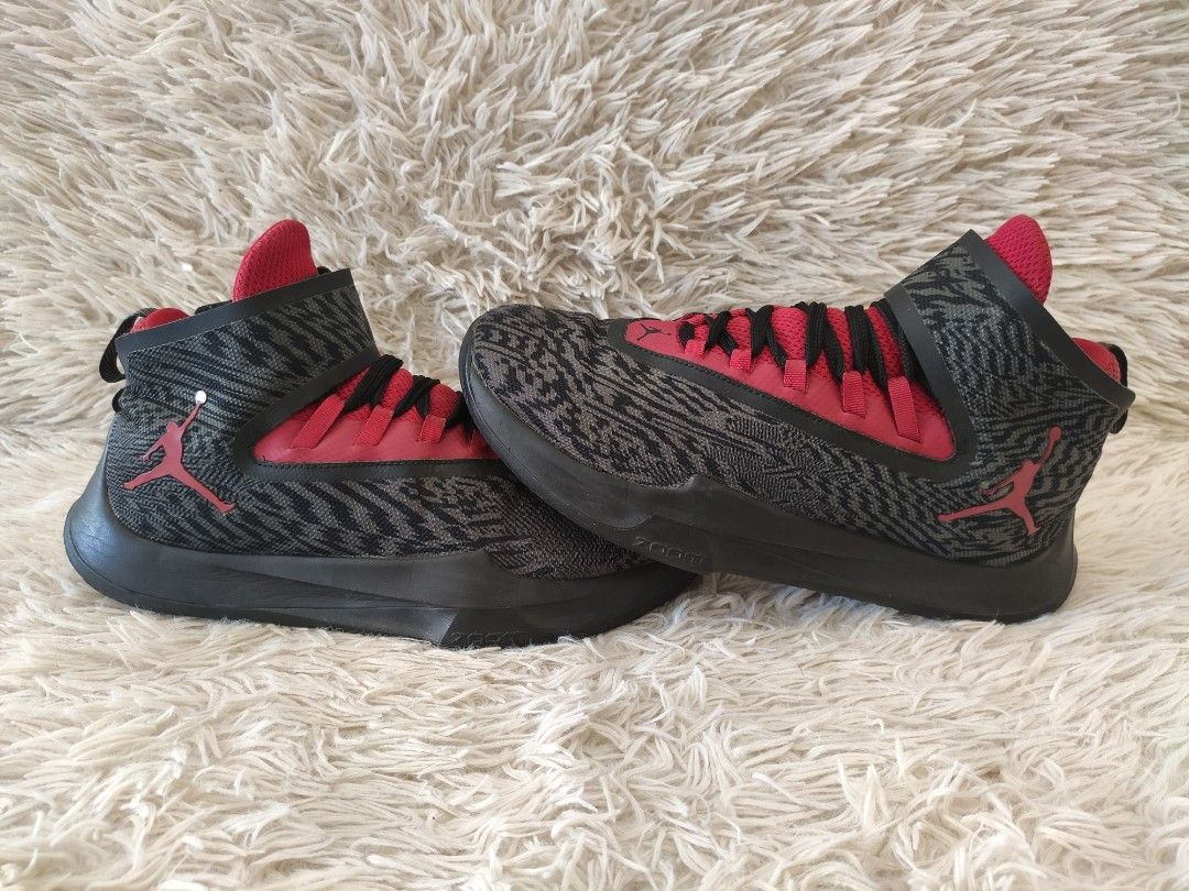 Jordan fly unlimited red and black new arrivals