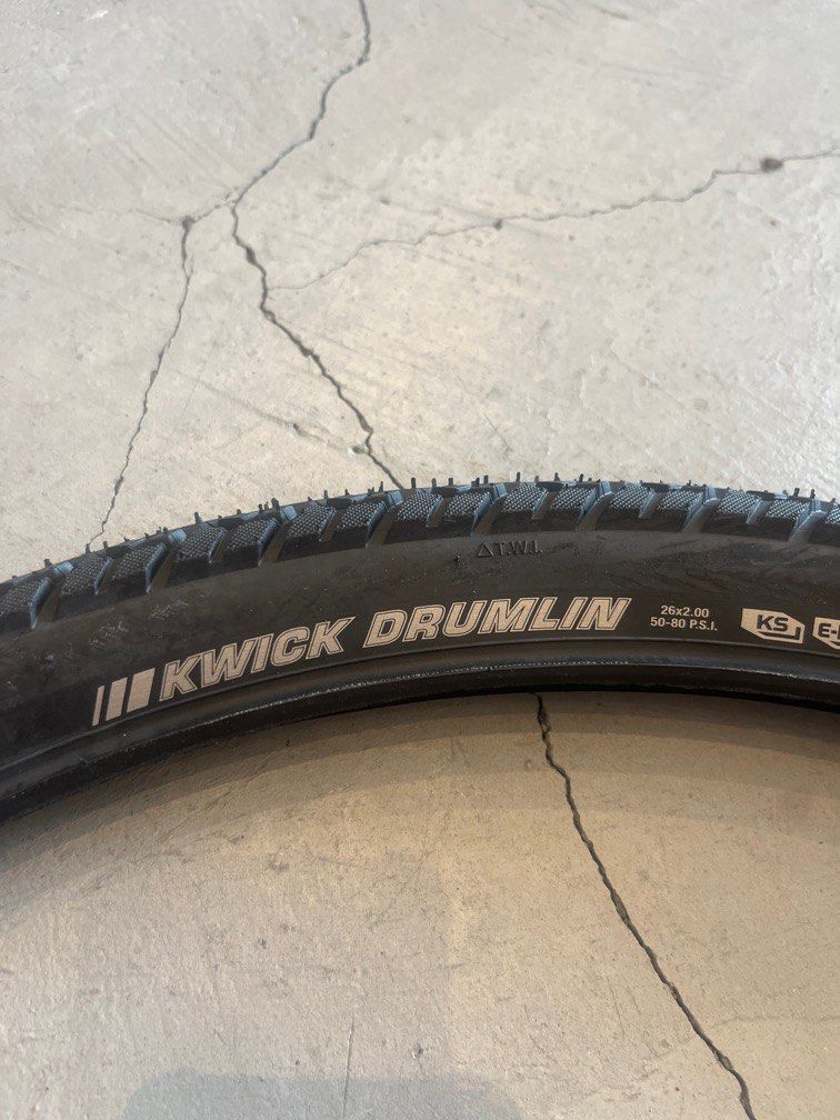 KENDA 26” x 2.0 Kwick Drumlin Taiwan Made, Sports Equipment, Bicycles ...