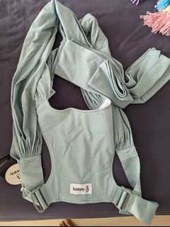 Konny Baby Carrier very new
