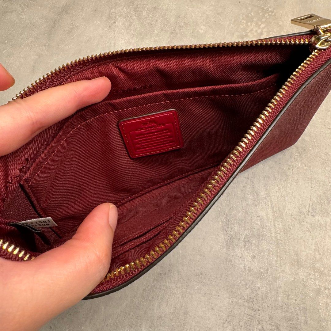 Coach best sale kylie crossbody