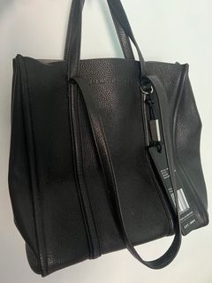 （分類：）位於 。 由 second_handsssss 提交（商品編號 1270638196，圖片 1）。簡介： 。