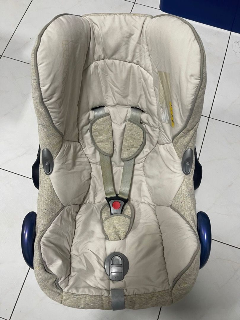 Maxi Cosi Cabriofix Baby Car Seat Nomad Sand
