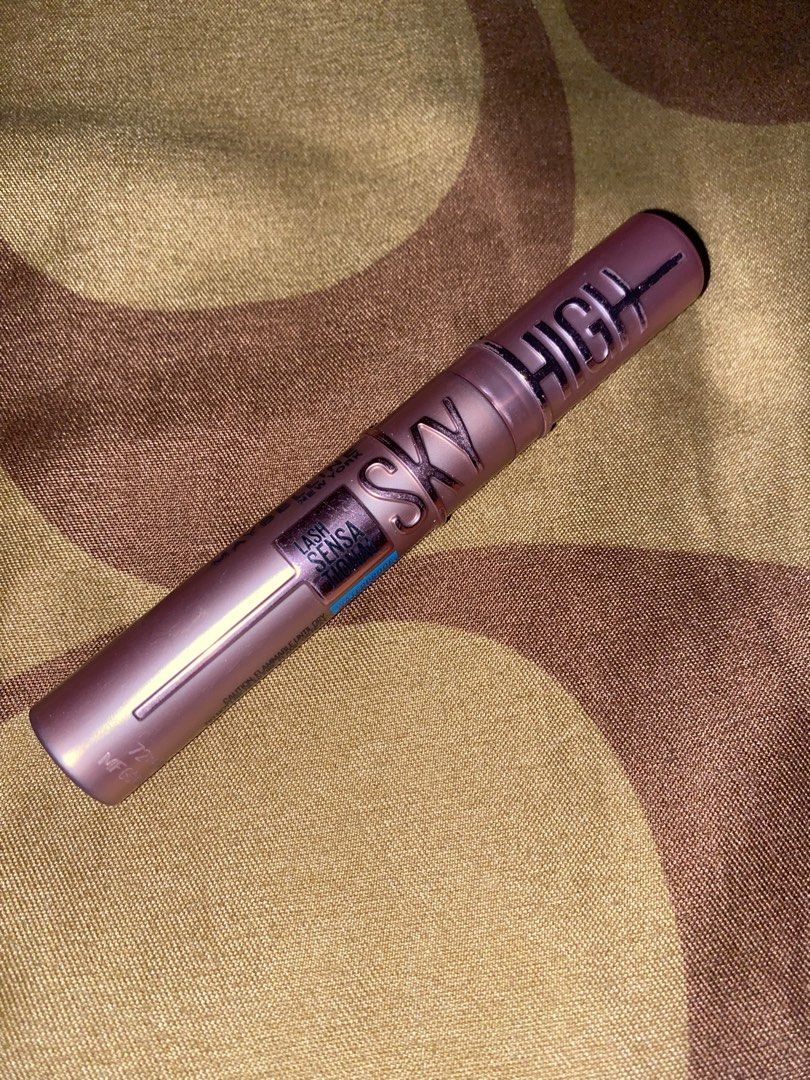 Maybelling Fit Me Skintint & Sky High Mascara BUNDLE (Category: Makeup) located in Valenzuela. Submitted by maisquared (Listing ID 1270623124, Image 2). Description: used sky high twice only used tint for three times only can be sold separately Sky High - 400 Fit Me Skintint - 300 non negotiable.