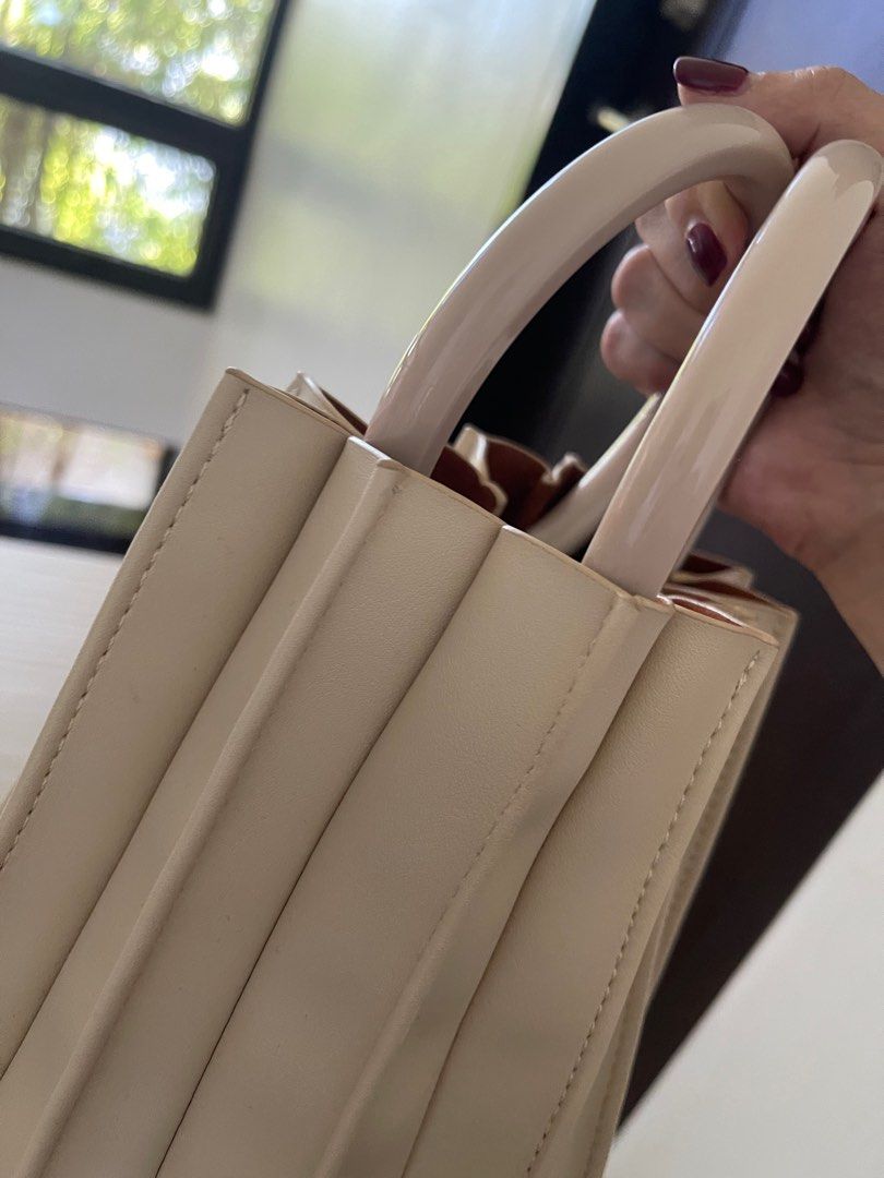 Melie bianco outlet alice shoulder bag