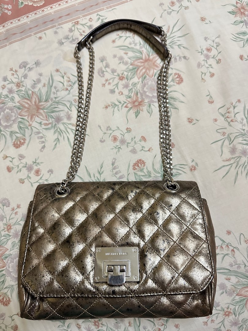 Michael Kors Vivianne shoulder bag Women s Fashion Bags