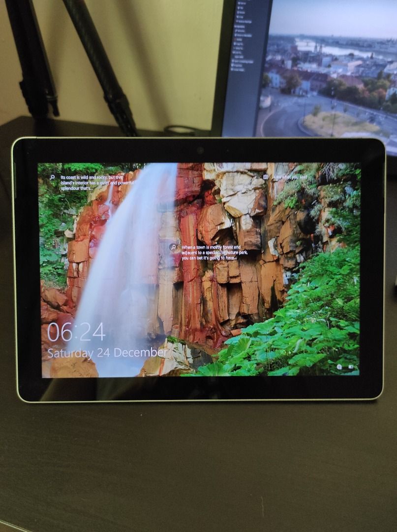 Microsoft surface go 8gb ram 128gb ssd top