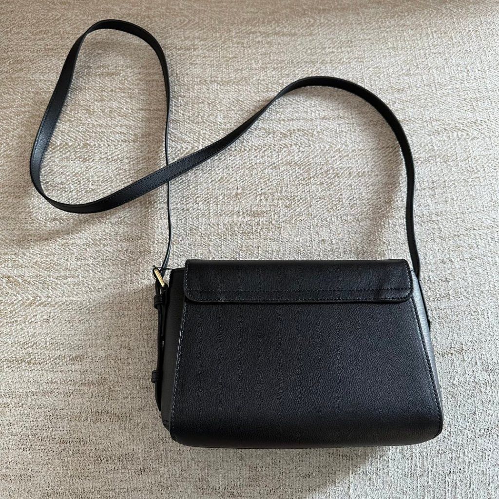 The commuter crossbody bag best sale
