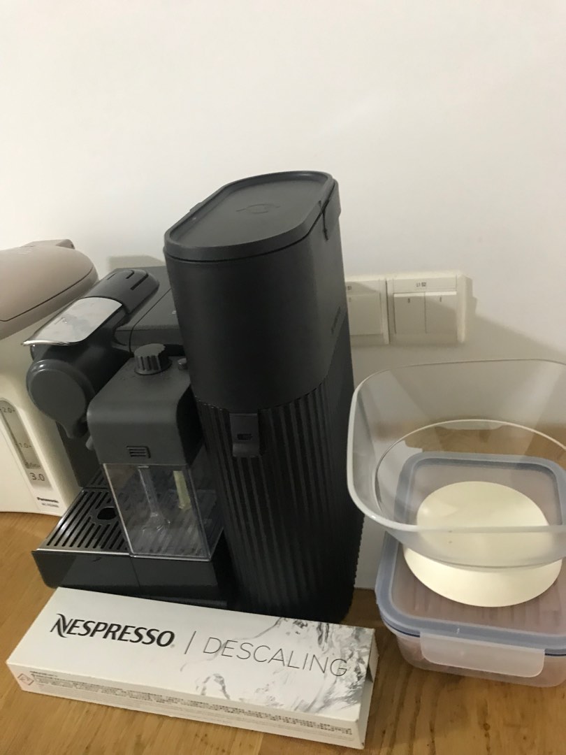 Nespresso DeLonghi Lattissima Touch + accessories, TV & Home Appliances