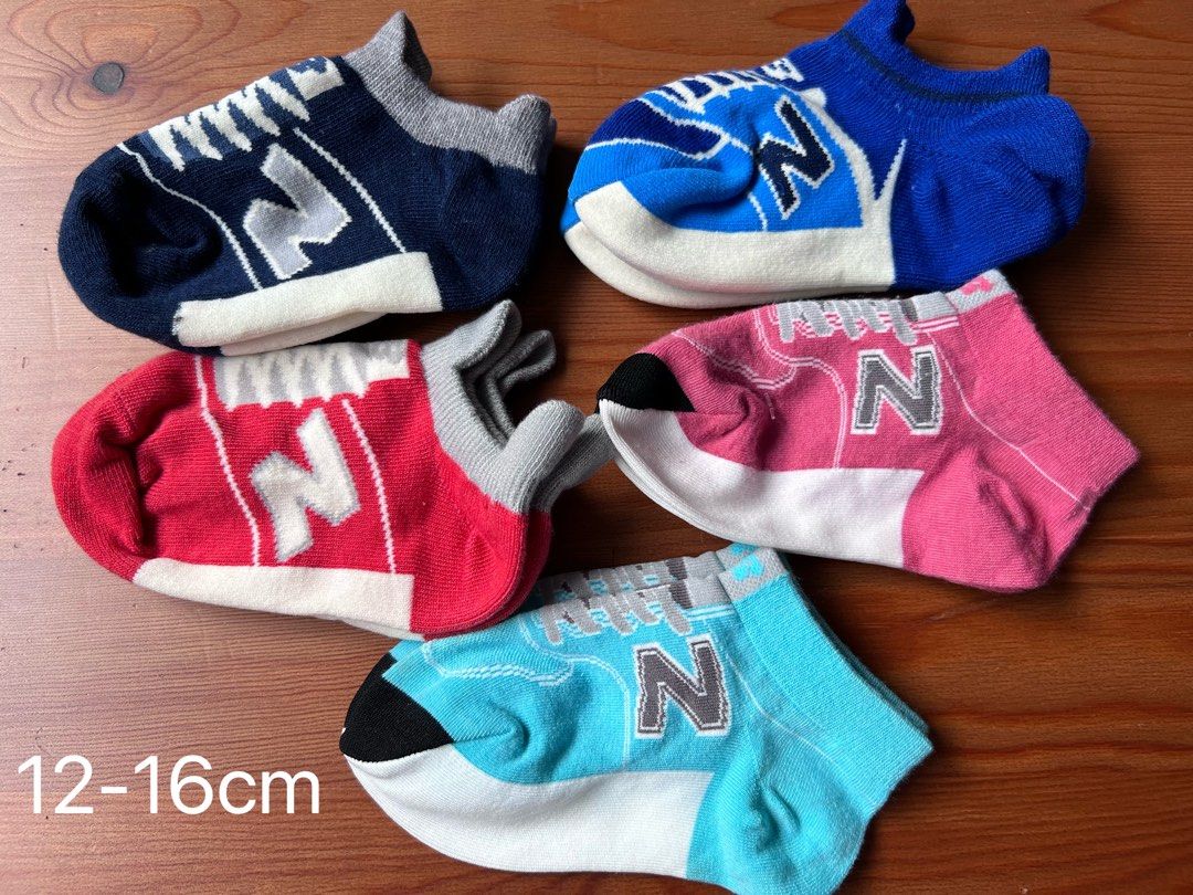 New balance kids socks online