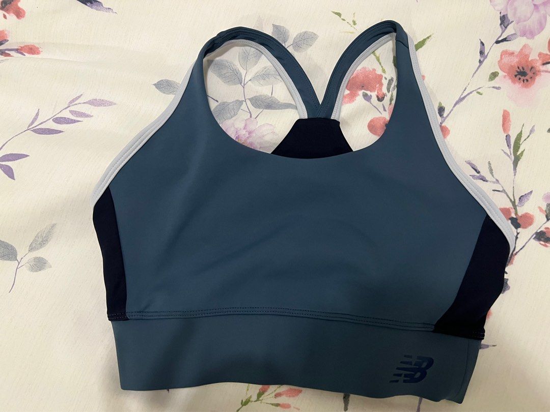 New Balance Sports Bra, Women's Fashion, Activewear on Carousell