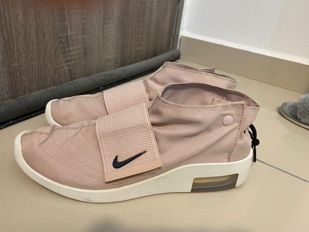 Nike 180 fear of god store