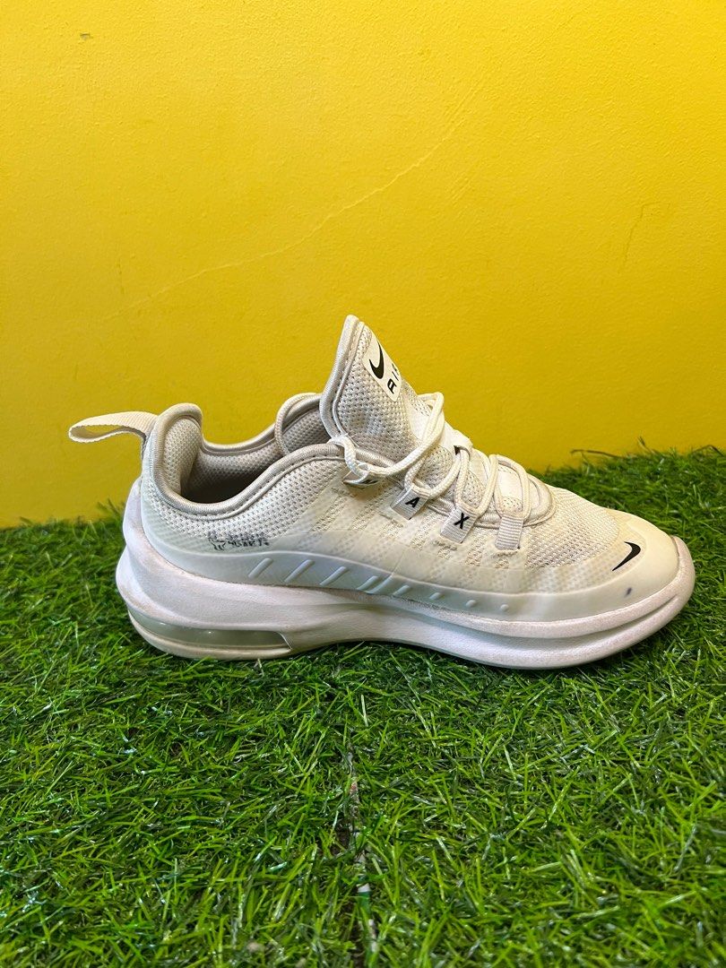 womens nike air max axis white