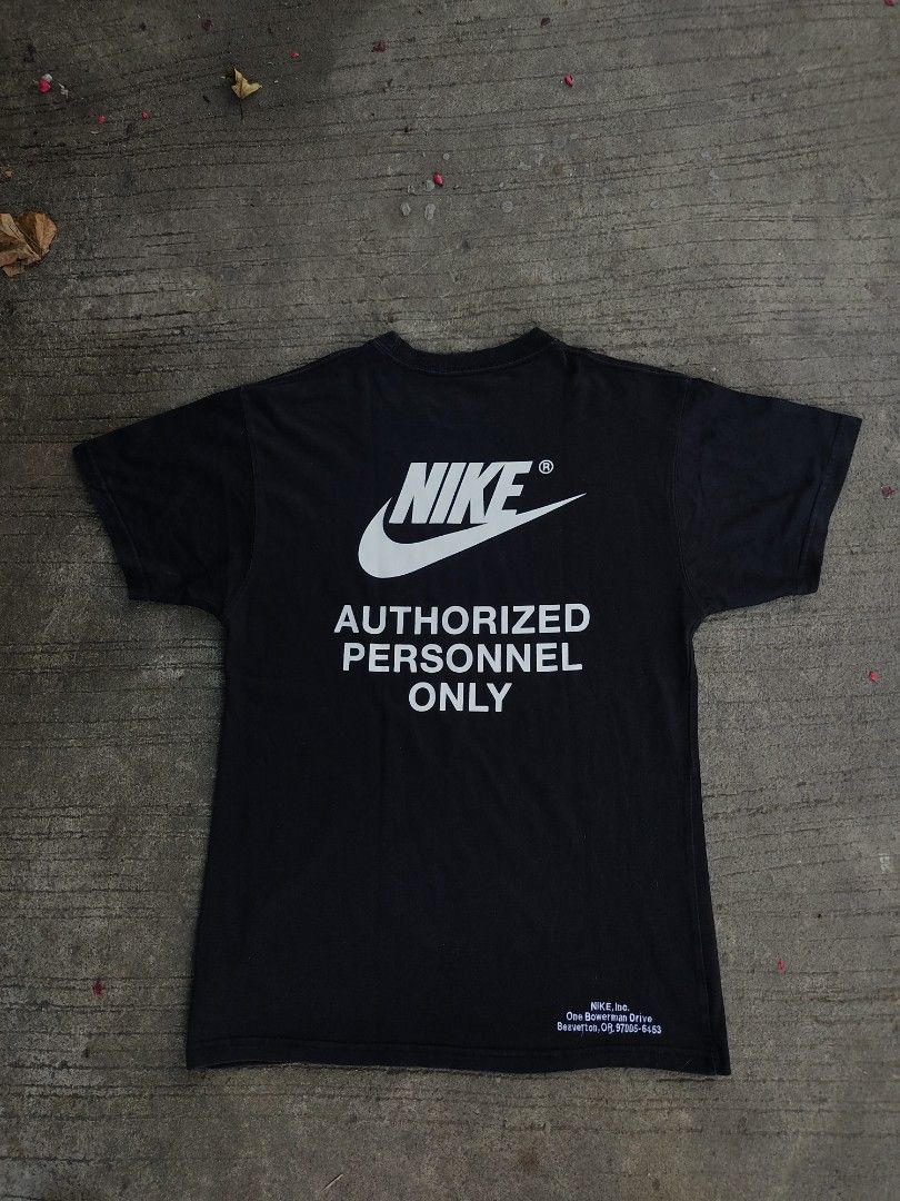 nike authorized online retailers