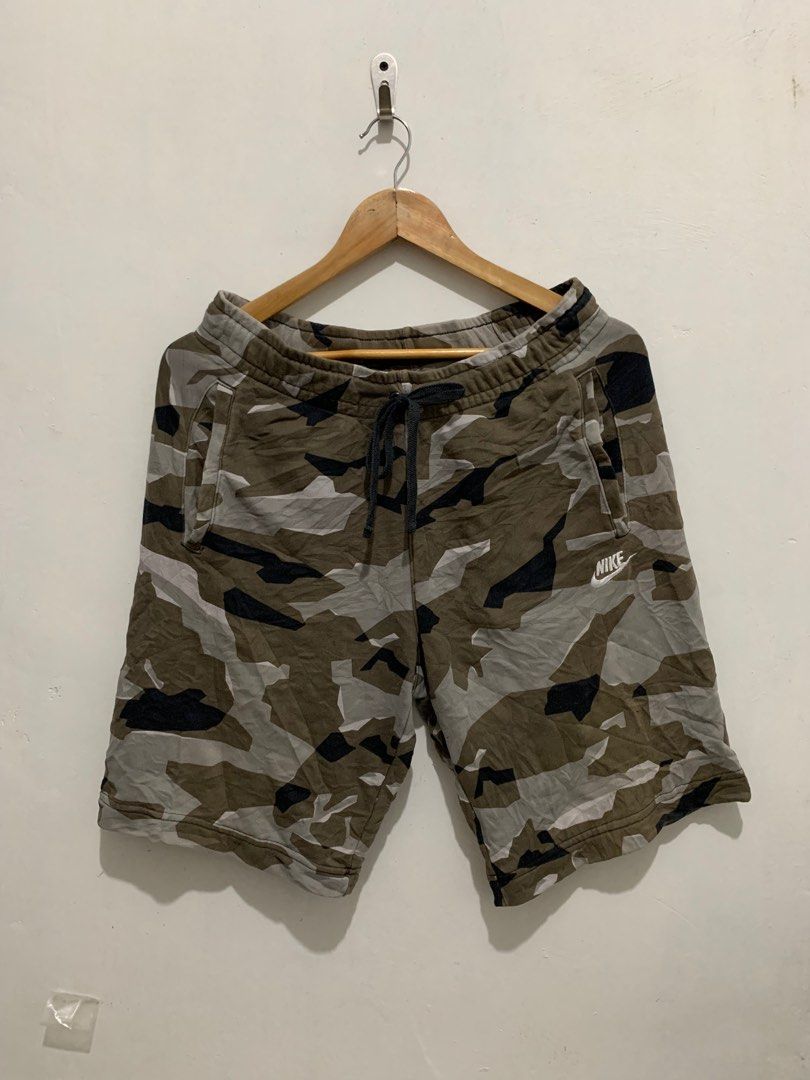Nike camo sweat shorts discount