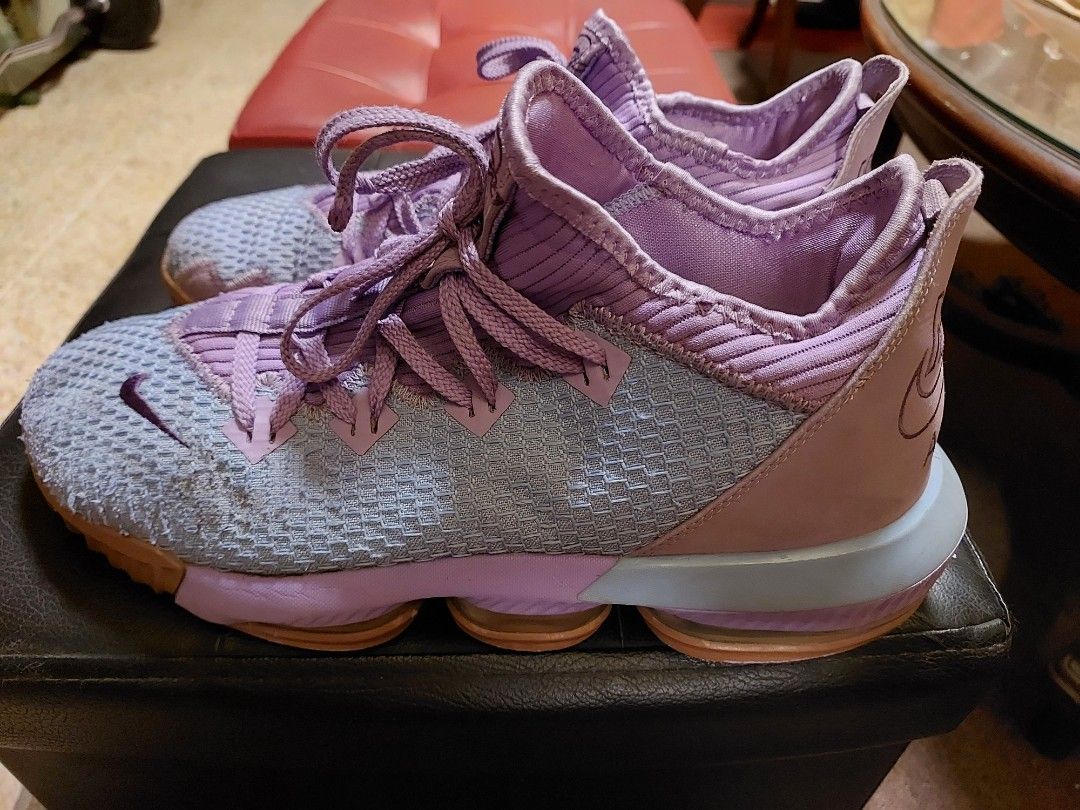 Lebron on sale 16 violet