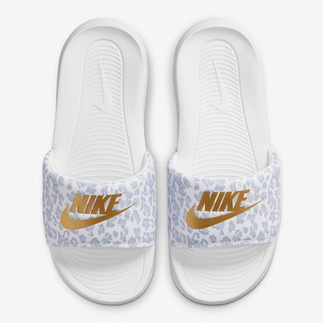 nike slides blue white gold leopard print Victori white