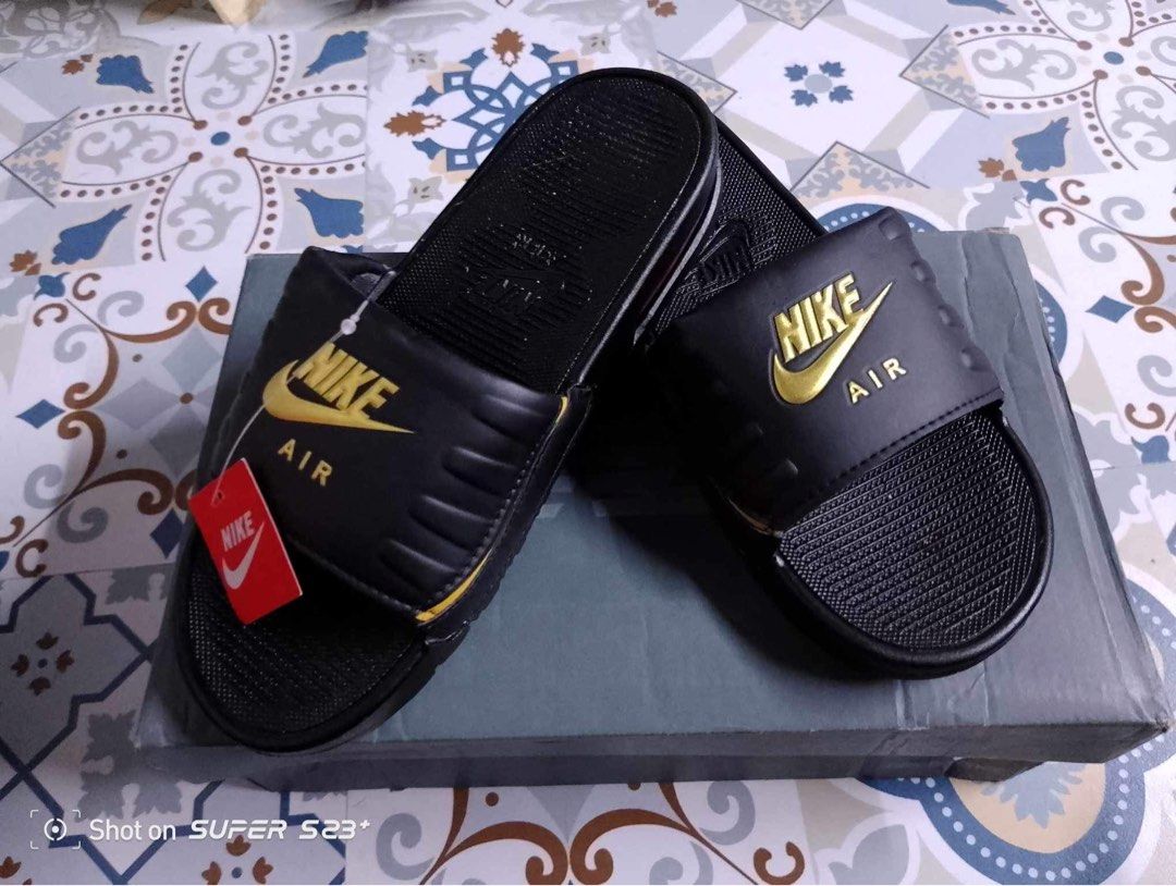 nike slides men 9.5