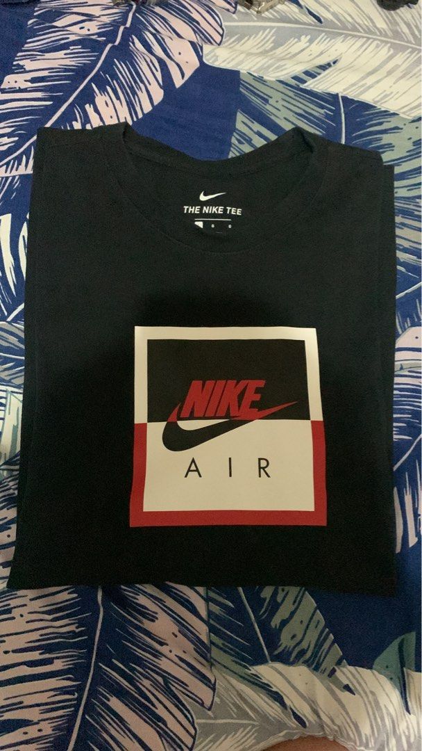 Nike square deals logo