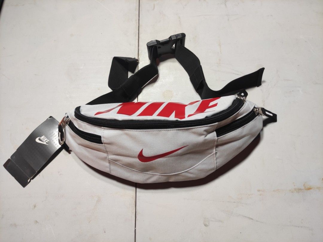 Nike Swoosh Sling Bag