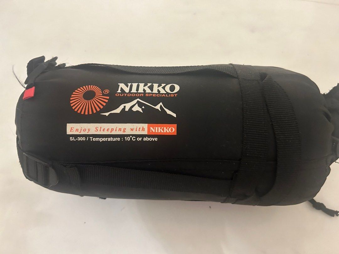 Nikko Sleeping bag 10 degrees above, Sports Equipment, Hiking
