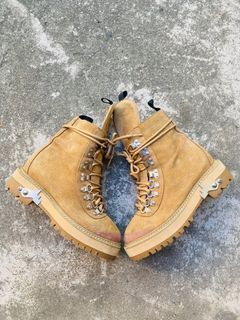 OFF-white Suede Laceup Boots(vibram)