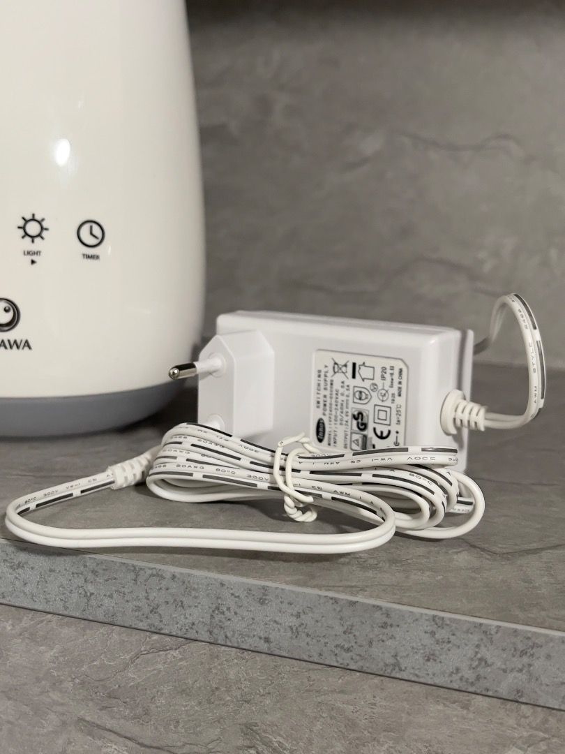 OGAWA OA1512 BioBreeze Ultrasonics Aroma Humidifier with Clock in White without box