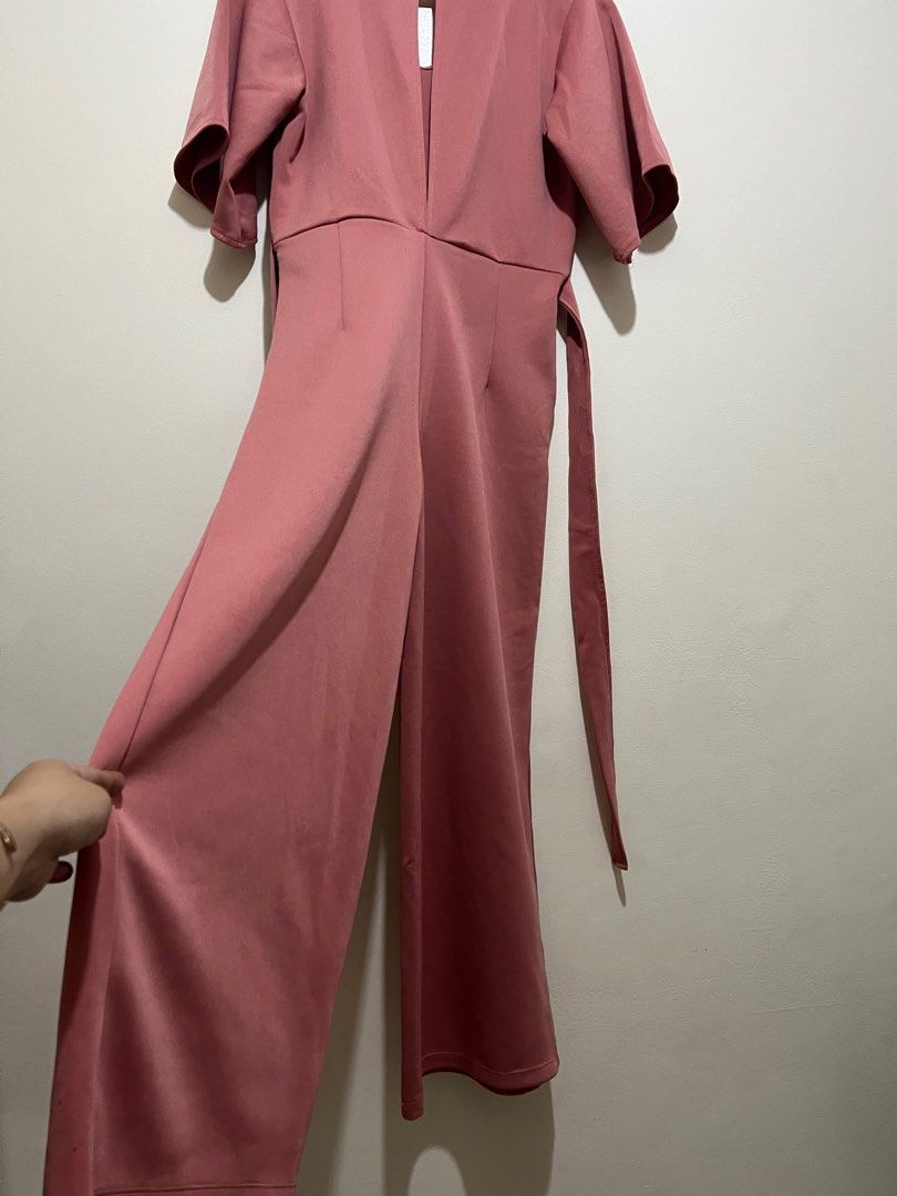 Old Rose Jumpsuit (Category: Jumpsuits) located in Quezon City. Submitted by ilove.hellokitty (Listing ID 1270539537, Image 3). Description: Blush formal jumpsuit S-M .