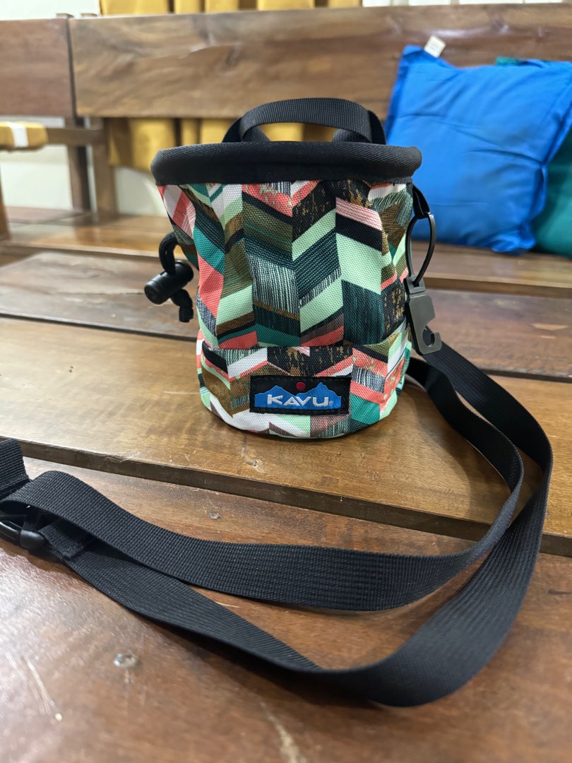 Kavu bag with water on sale bottle holder