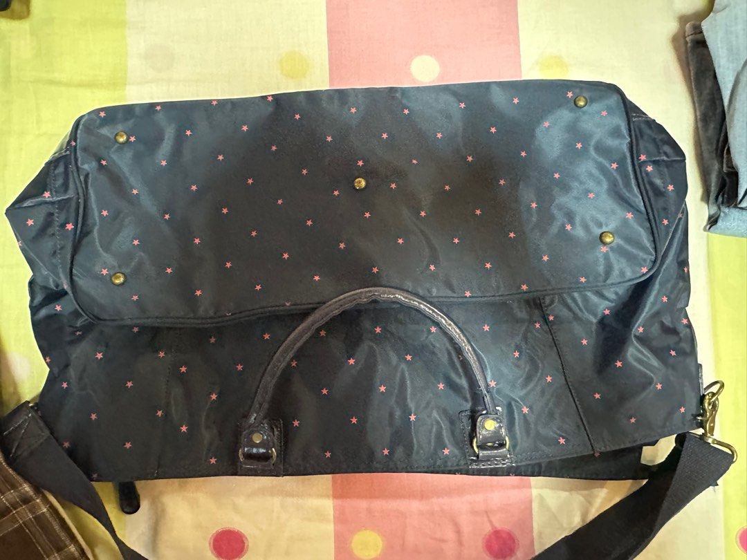 [Original] Giordano Travel Bag, Hobbies & Toys, Travel, Travel