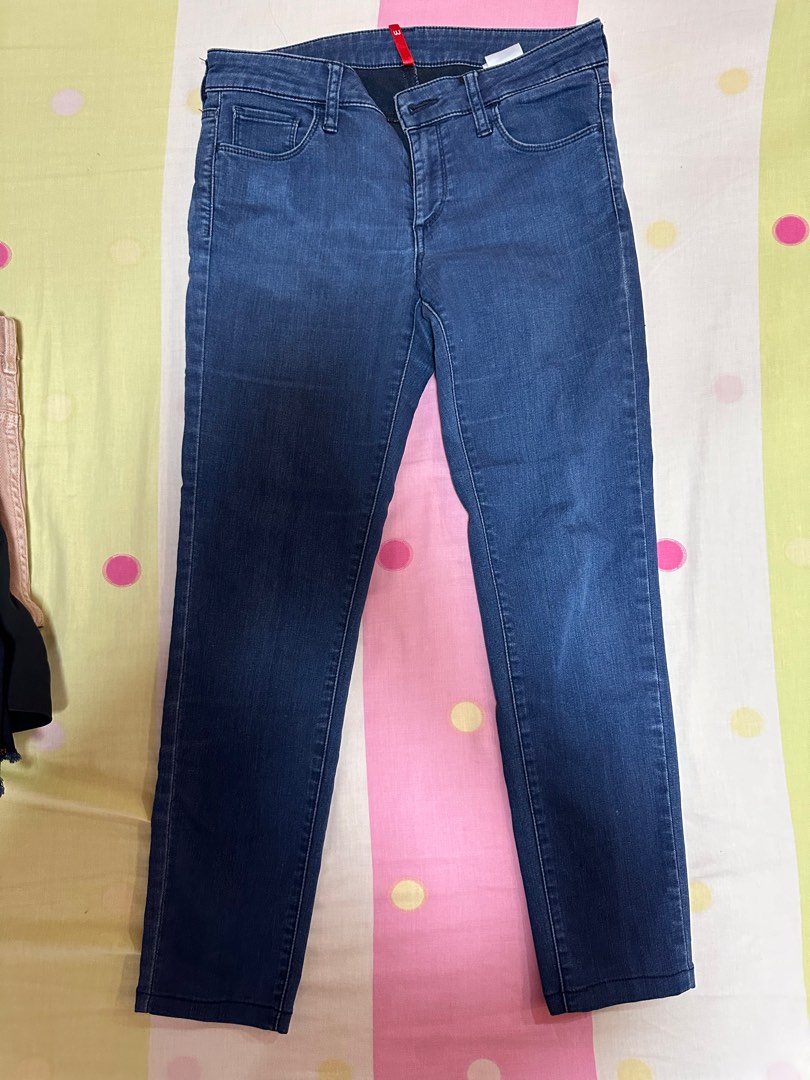 [Original] Uniqlo Pants Gallery, Women's Fashion, Bottoms, Jeans on
