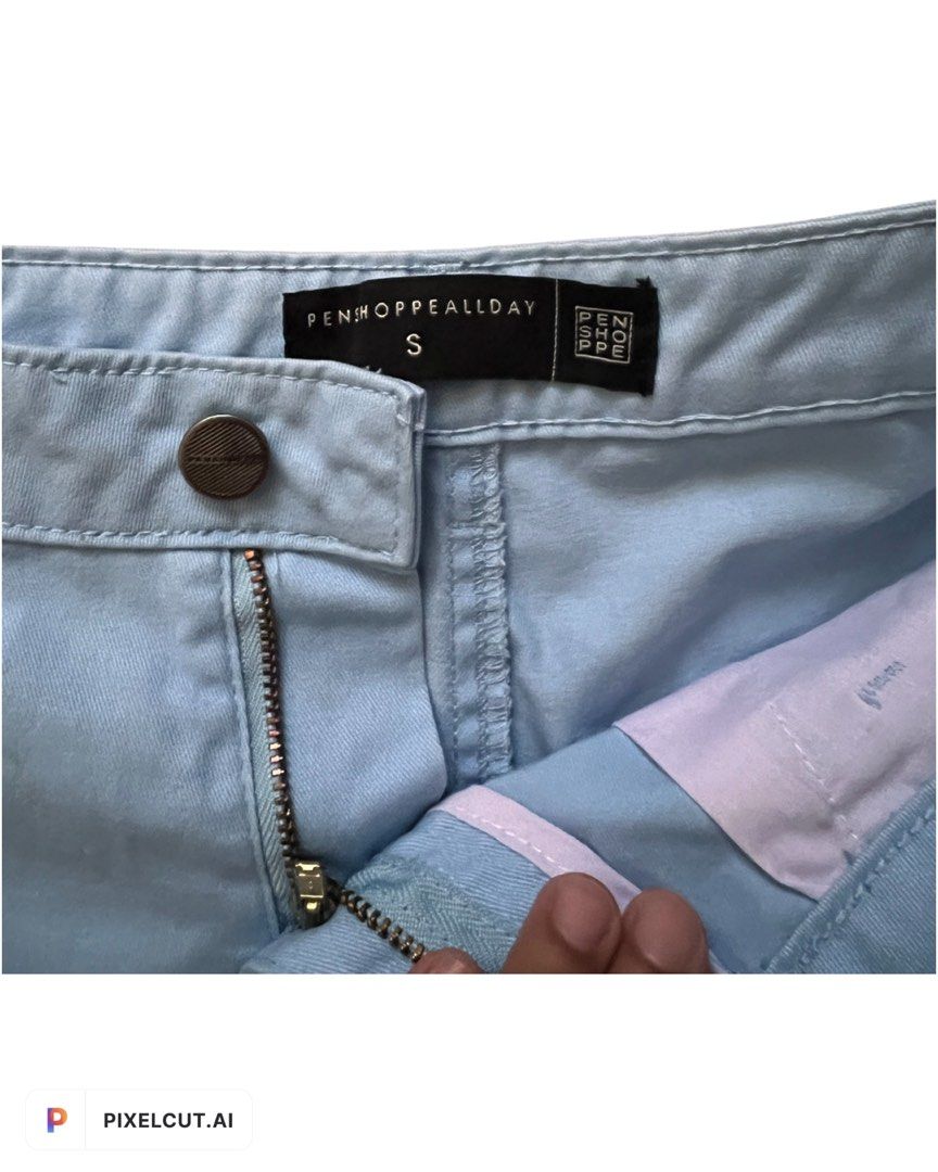 Penshoppe Blue Shorts (Category: Shorts) located in Quezon City. Submitted by denclothes (Listing ID 1270538616, Image 2). Description: Used twice only In good condition .