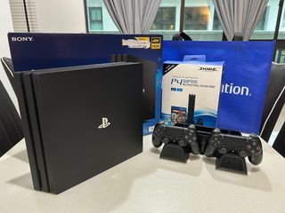 PS4 Pro with full set for sale