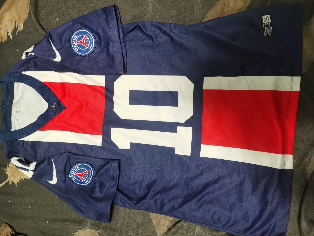 psg x nfl neymar Men s Fashion Activewear on Carousell