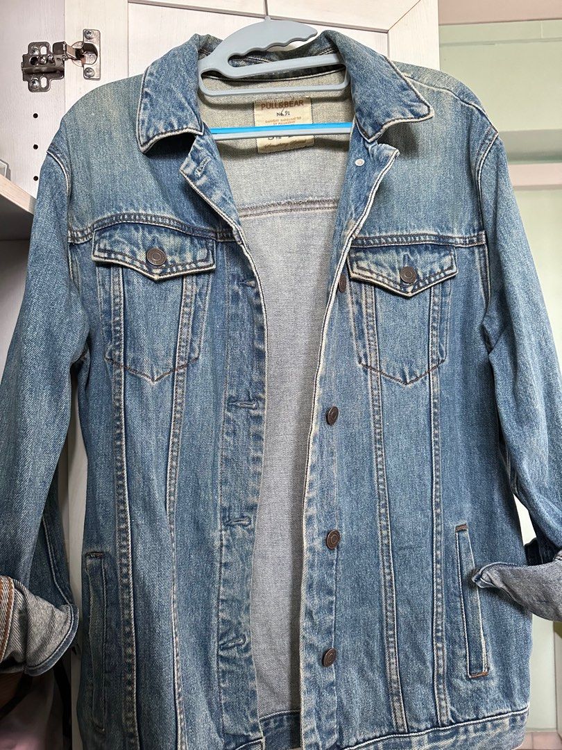 Pull Bear Denim Jacket with Pockets Women s Fashion Coats