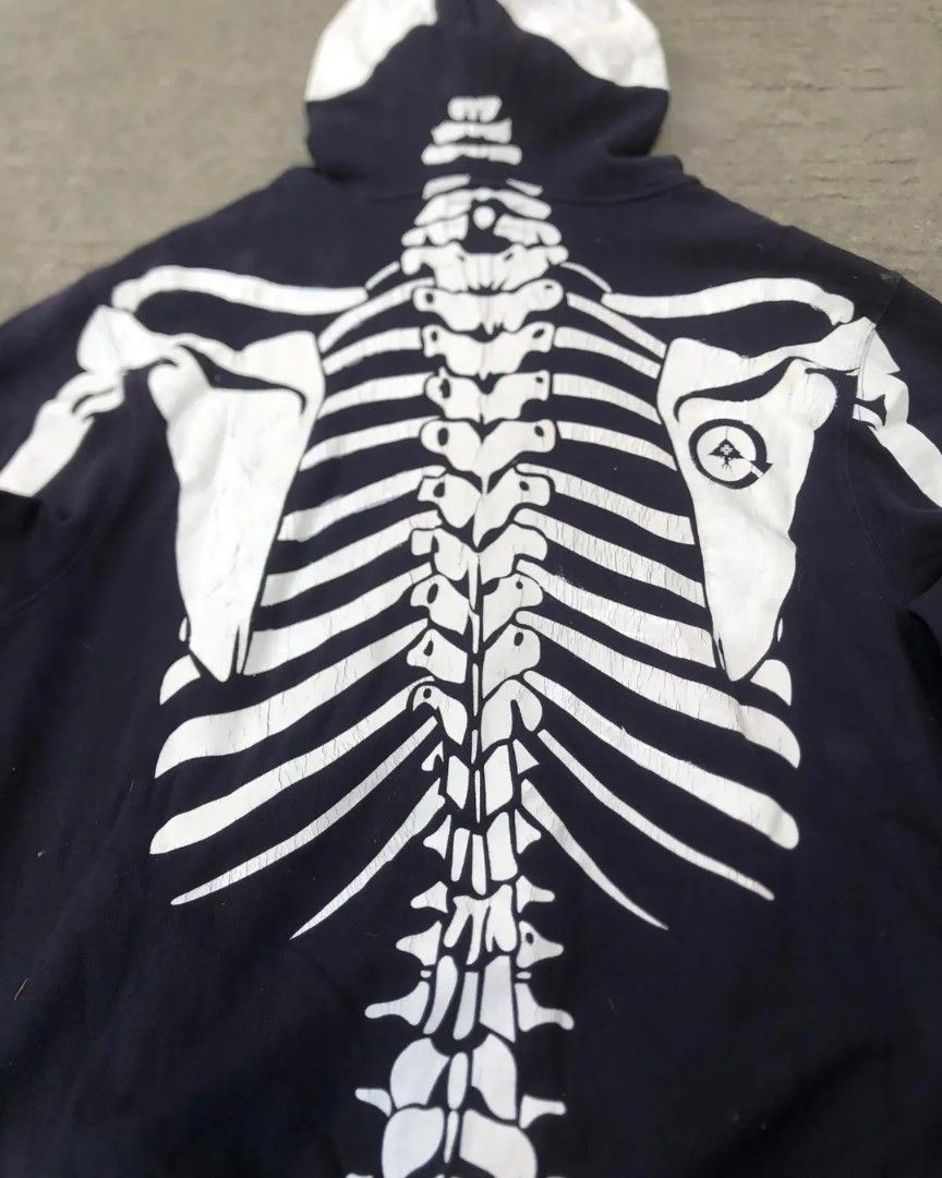 Lrg skeleton hoodie kanye Clearance