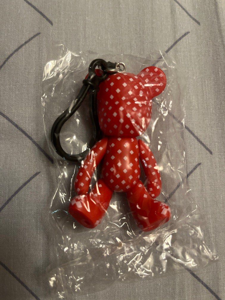 Red keychain best sale