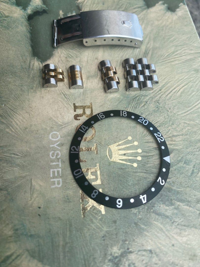 Rolex Spair Parts (Category: Luxury Watches) located in Manila. Submitted by alvin6697 (Listing ID 1270470333, Image 2). Description: Rolex Spair Parts Gmt ll Black Bezel Datejust 36mm Super Jubilee Links 2pcs Datejust 34mm Two Tone Links 1 pc Datejust 26mm Two Tone Links 2 pcs Datejust 36mm Clasp Take All 30k Only Thanks Admin 🙏.